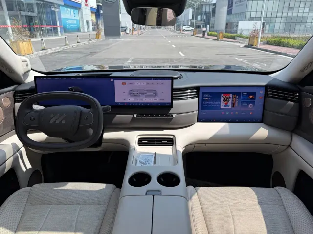 IM Motors IM LS8 2026 Model Base Version 5-seater — Фото автомобиля 11