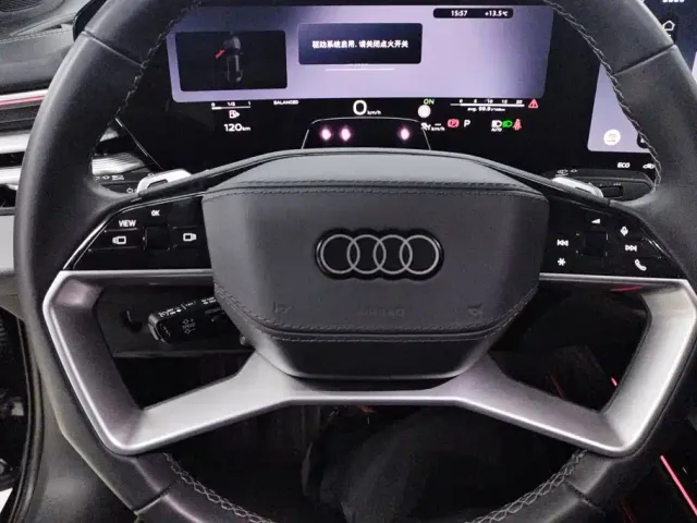 Audi A6L — Фото автомобиля 14