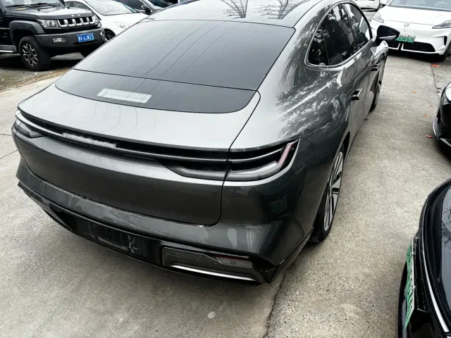 Geely Galaxy E8 — Фото автомобиля 7