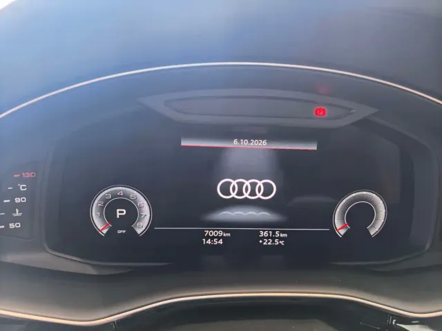 Audi Q7 — Фото автомобиля 10