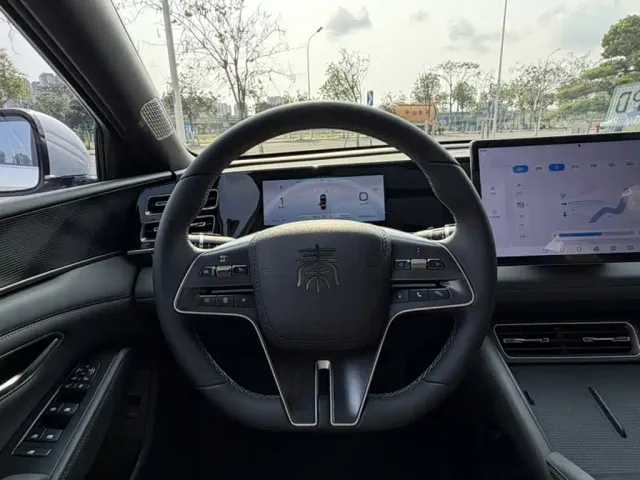 BYD Qin L — Фото автомобиля 2