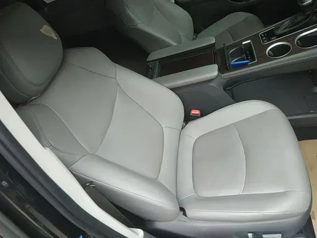 Toyota Sienna — Фото автомобиля 24