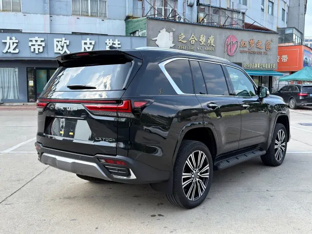Lexus LX — Фото автомобиля 9
