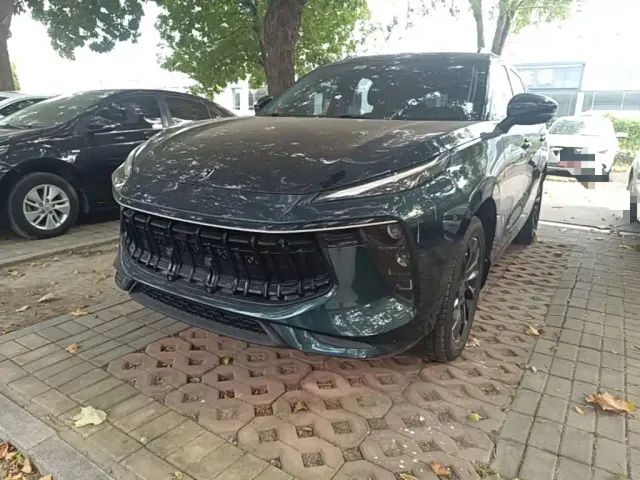 Фотография автомобиля — Forthing T5 Evo