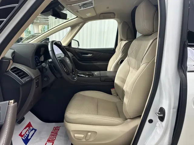 Toyota Alphard — Фото автомобиля 4