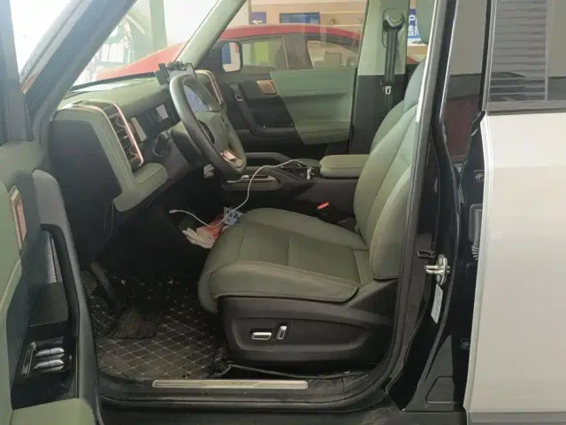 iCAR iCAR 03 2024 Model 472km AWD Long Range Smart Premium Edition — Фото автомобиля 9