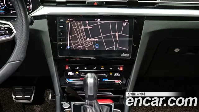 Volkswagen Arteon Arteon 2.0 TDI R-LINE 4Motion — Фото автомобиля 14