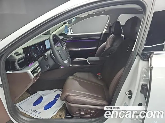 Hyundai Grandeur Grandeur (GN7) 2.5 Бензин 2WD — Фото автомобиля 10