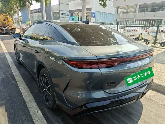 BYD Han L — Фото автомобиля 4