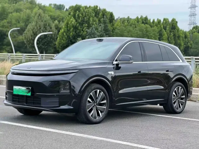 Фотография автомобиля — Li Auto L6