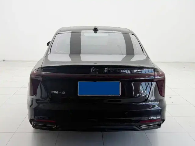 Hongqi H5 — Фото автомобиля 8