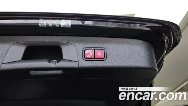 Mercedes-Benz GLS-Class — Фото автомобиля 30