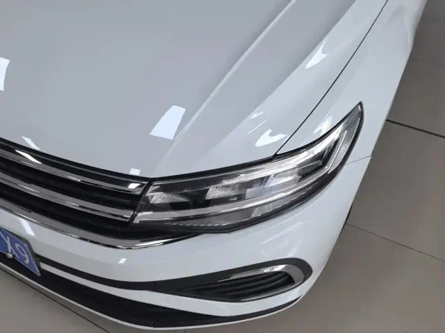 Volkswagen Bora — Фото автомобиля 5
