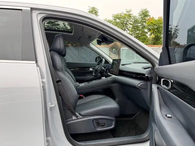 Geely Galaxy E5 — Фото автомобиля 17