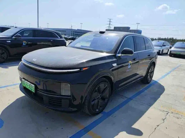 Фотография автомобиля — Li Auto L7