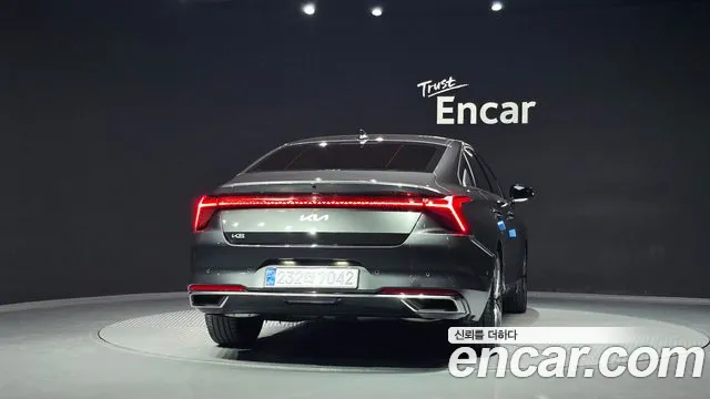 Kia K8 — Фото автомобиля 4