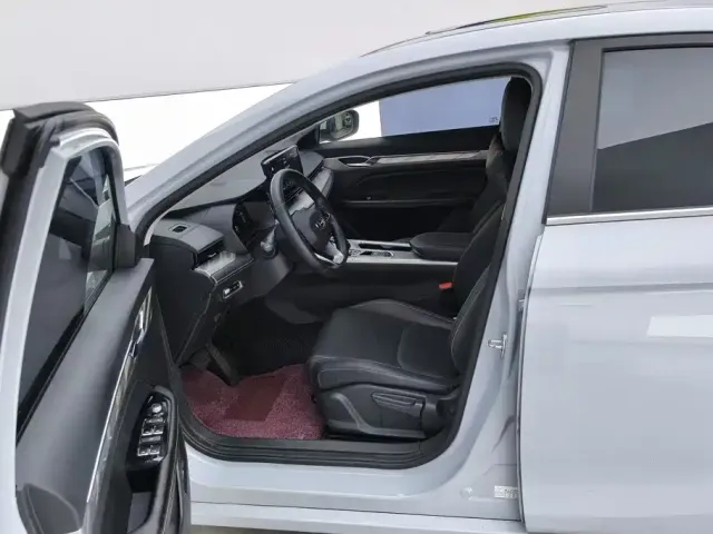 Geely Emgrand L — Фото автомобиля 9