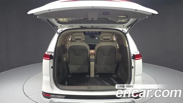 Kia Carnival 4th Gen — Фото автомобиля 26