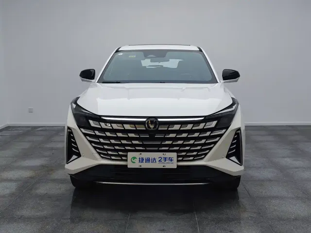 Changan UNI-Z — Фото автомобиля 20