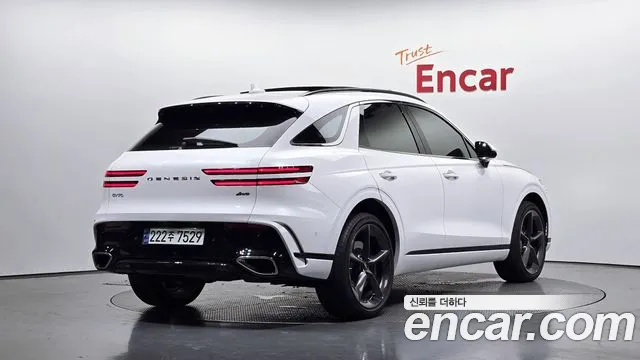 Genesis GV70 2.5T Бензин AWD — Фото автомобиля 2