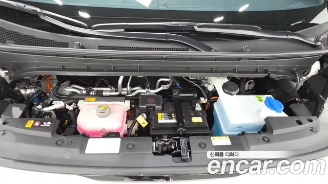 Kia PV5 — Фото автомобиля 9