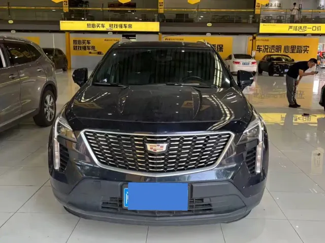 Cadillac XT4 — Фото автомобиля 4