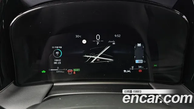 Lexus LM — Фото автомобиля 6