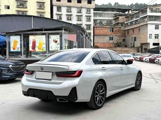BMW 3 Series — Фото автомобиля 9