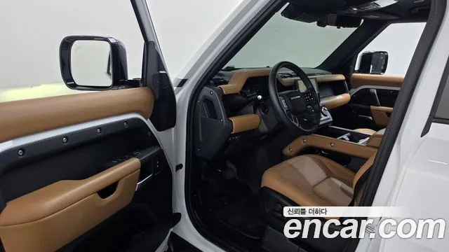 Land Rover Defender L663 — Фото автомобиля 15