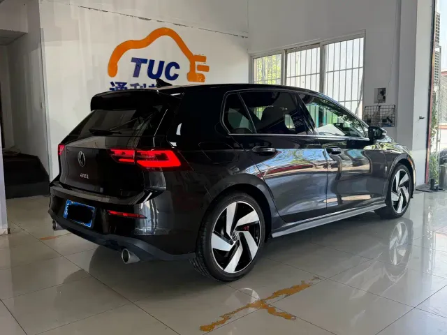 Volkswagen Golf GTI — Фото автомобиля 14