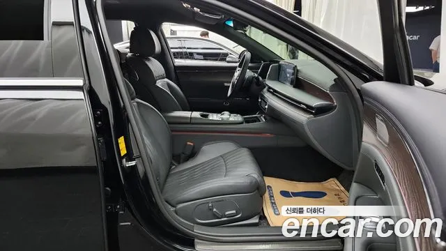 Genesis G90 Бензин 3.5 турбо AWD — Фото автомобиля 11