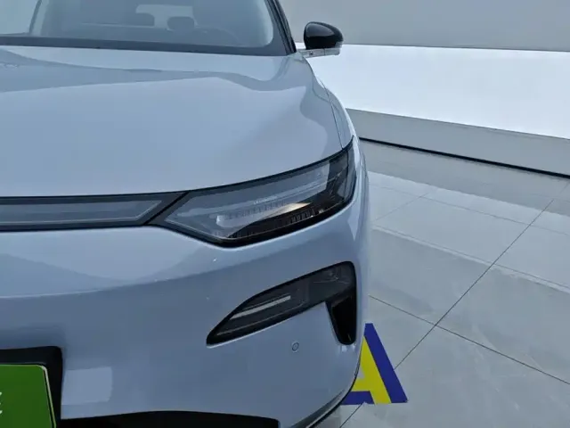 Leapmotor Leapmotor C11 2026 Pure Electric 640 LiDAR Premium — Фото автомобиля 5