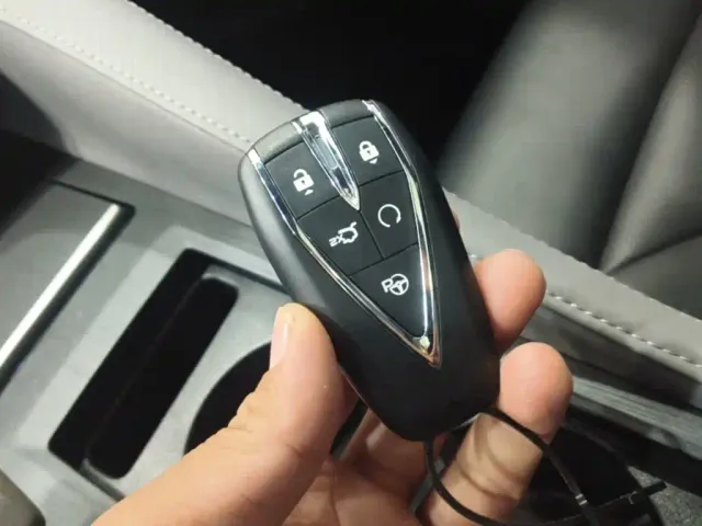 Changan CS75 Plus — Фото автомобиля 8