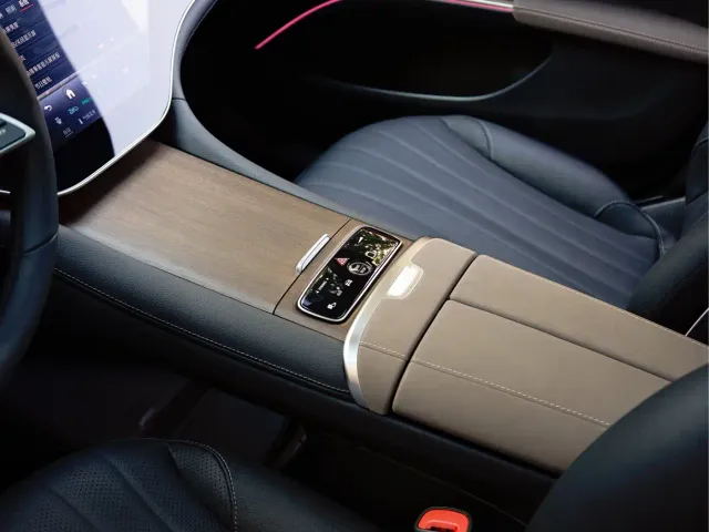 Mercedes-Benz EQS — Фото автомобиля 18