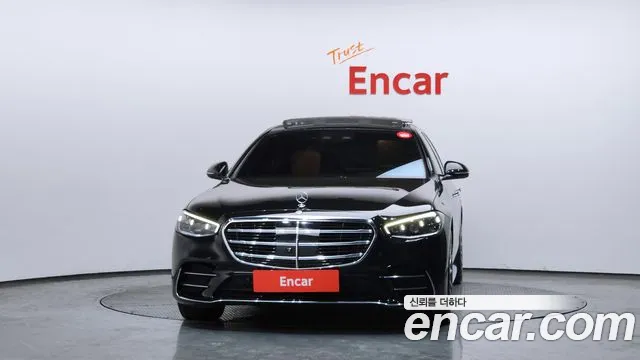 Mercedes-Benz S-Class — Фото автомобиля 3