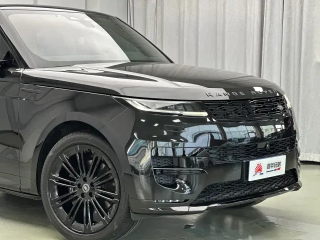 Land Rover Range Rover Sport — Фото автомобиля 6