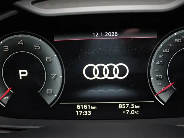 Audi Q8 — Фото автомобиля 8