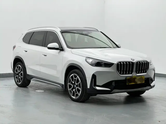 BMW X1 — Фото автомобиля 3
