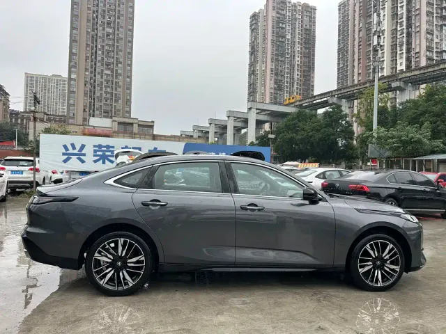 Changan Eado — Фото автомобиля 7