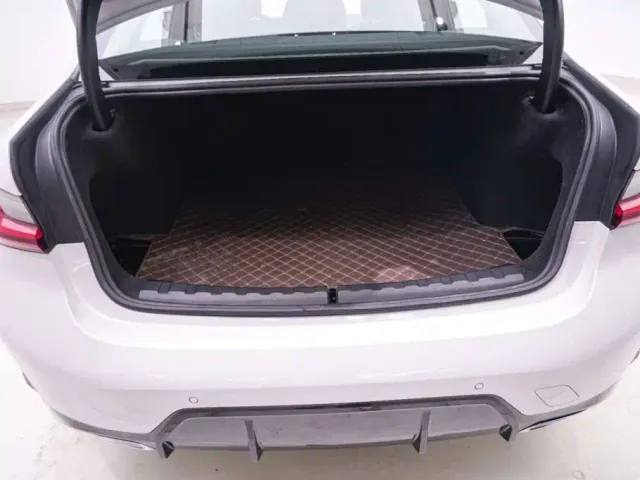 BMW 3 Series — Фото автомобиля 21