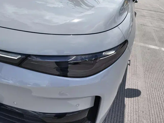 Leapmotor C10 — Фото автомобиля 5