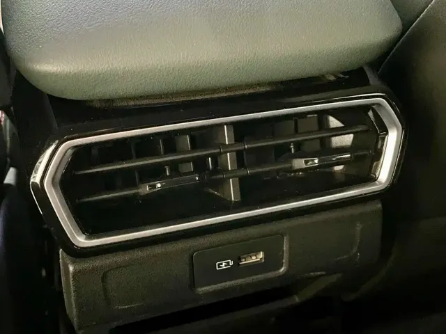 Geely Boyue — Фото автомобиля 16