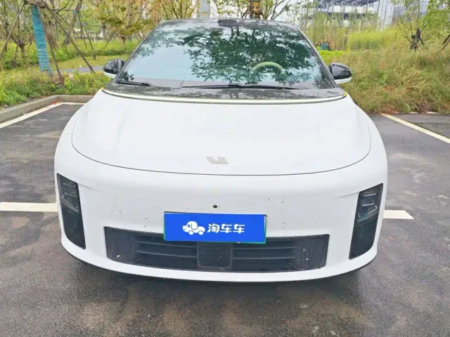 Li Auto i6 — Фото автомобиля 2