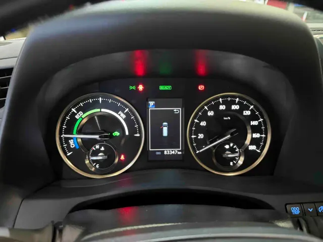 Toyota Vellfire — Фото автомобиля 9