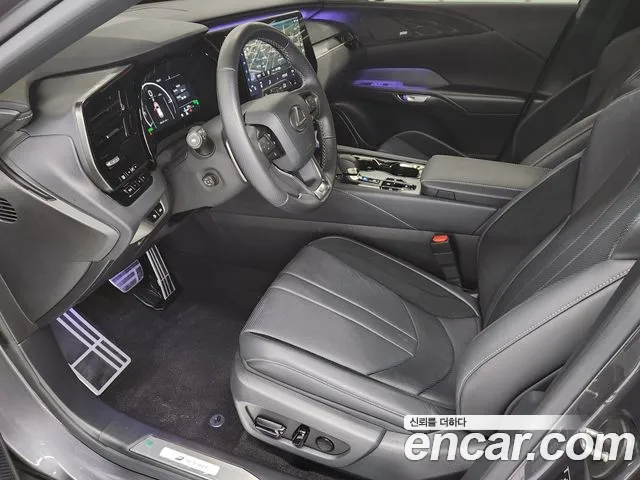 Lexus RX RX500h 5th Gen — Фото автомобиля 10