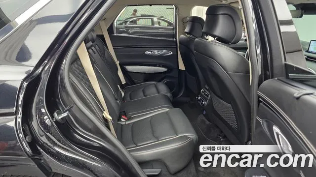 Genesis GV70 Electrified — Фото автомобиля 12