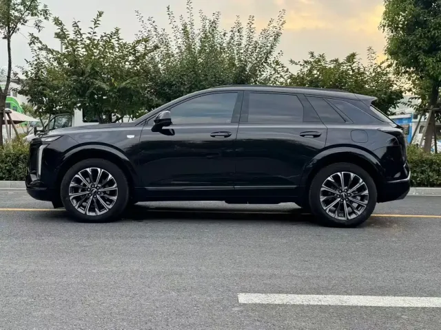 Cadillac Cadillac XT5 2025 2.0T Luxury — Фото автомобиля 5