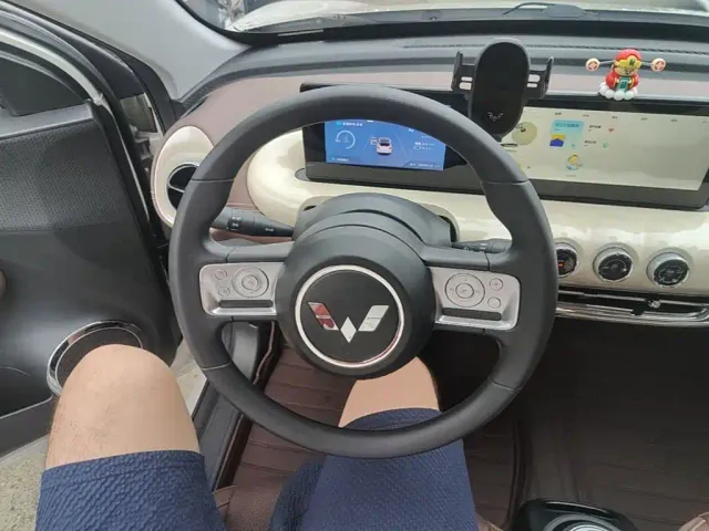 Wuling Bingo — Фото автомобиля 10