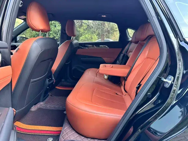 Wuling Starlight — Фото автомобиля 6