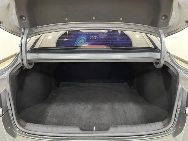 Hyundai Elantra — Фото автомобиля 20